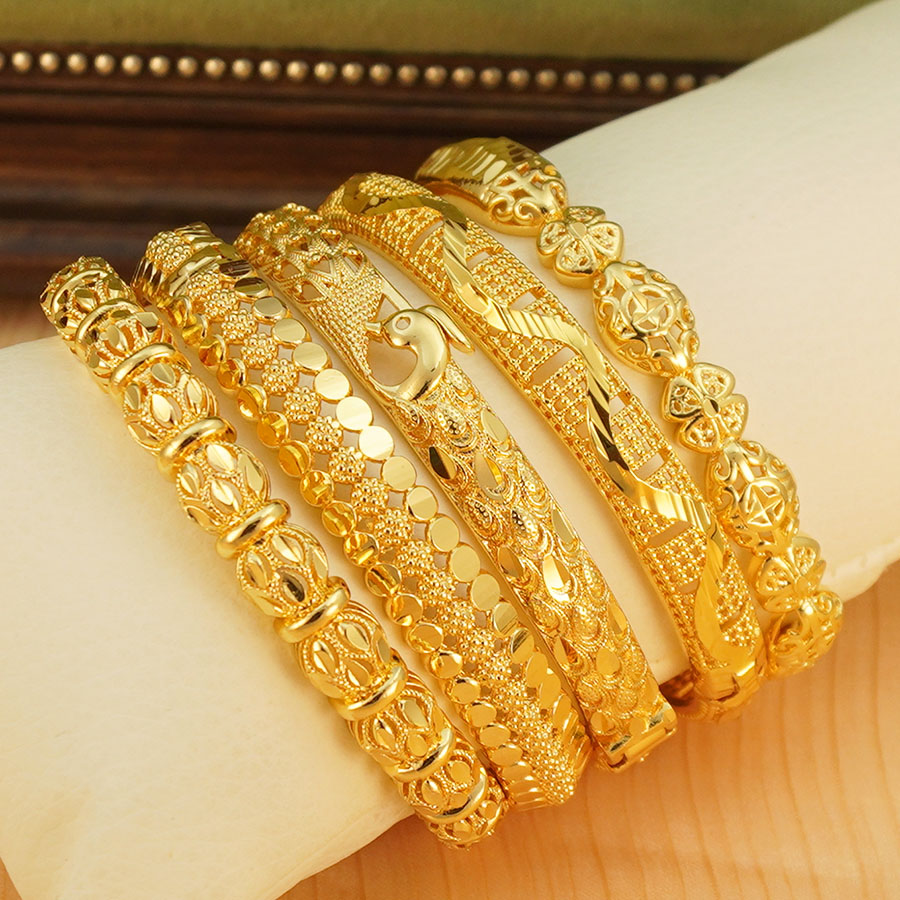 Ethnic Fashion Dubai - 1 Pieza de Brazalete Dorado con