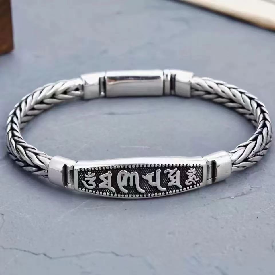 Pulsera vintage con el mantra  - Fashion Ethnic Wear For Men reseña y precio