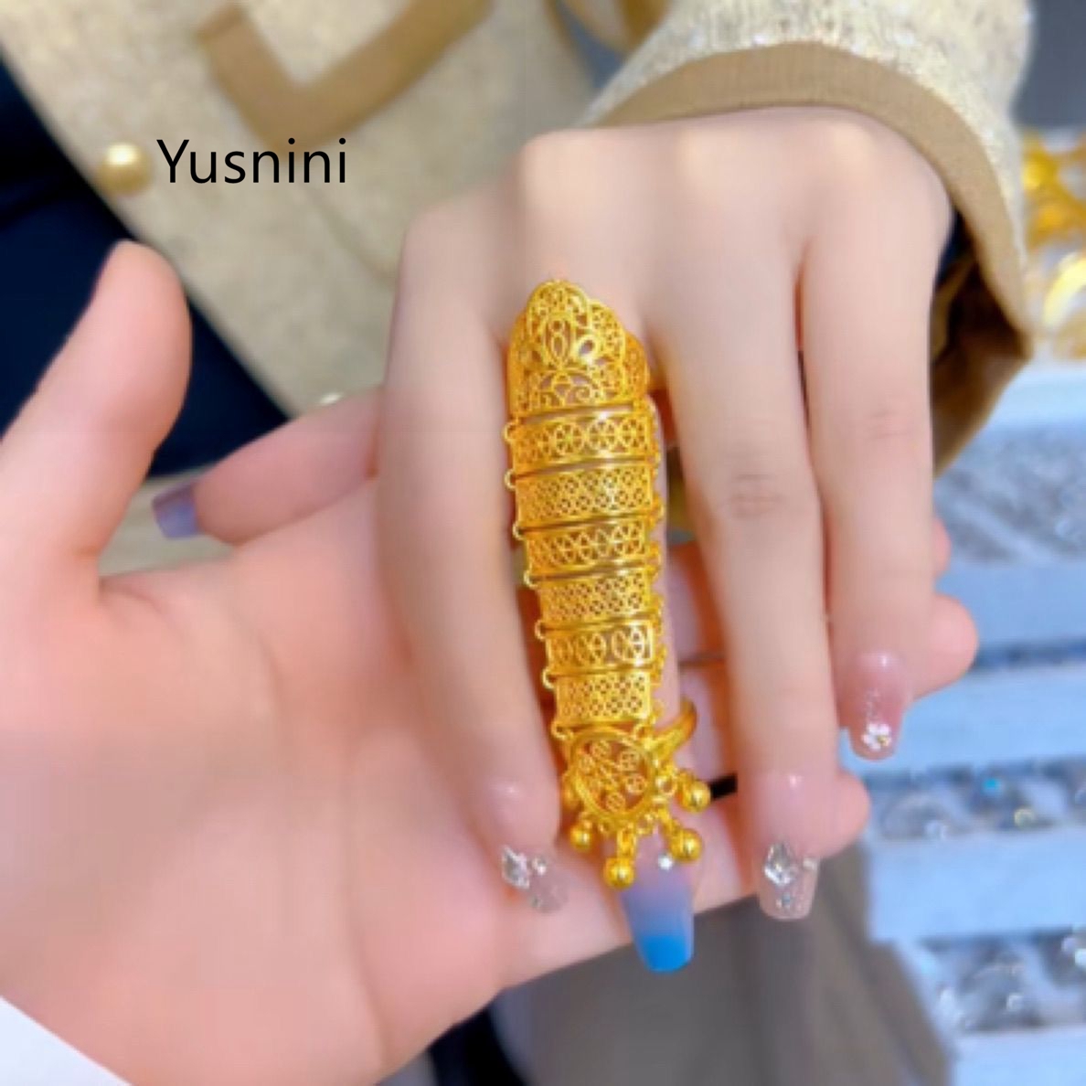 Anillo de Mujer de Estilo Étni - Ethnic Fashion Dubai reseña y precio