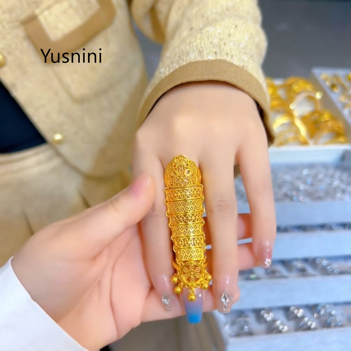 Anillo de Mujer de Estilo Étni - Ethnic Fashion Dubai reseña y precio